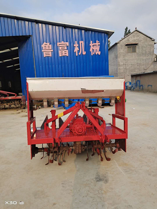 多功能開(kāi)溝起壟機(jī)